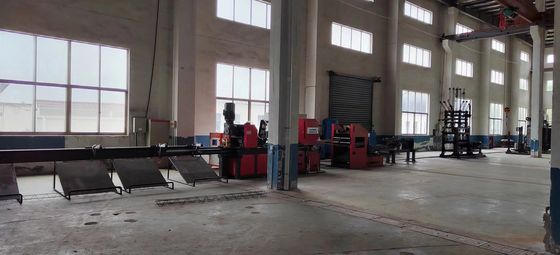 Equipaggiamento di produzione automatizzato di tralicci in acciaio al carbonio 8-12 m/min