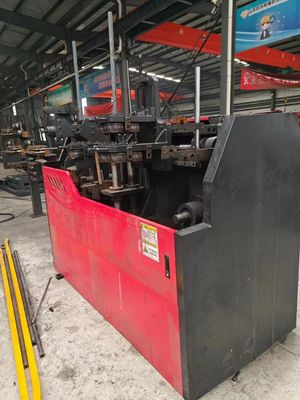 Controllo PLC Macchine di saldatura a traverse CNC con spessore di saldatura di 1,2-3,2 mm