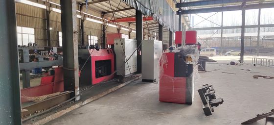 Linea di produzione di saldatura a trave a griglia controllata da touch screen con errore di lunghezza di ± 5 mm/m